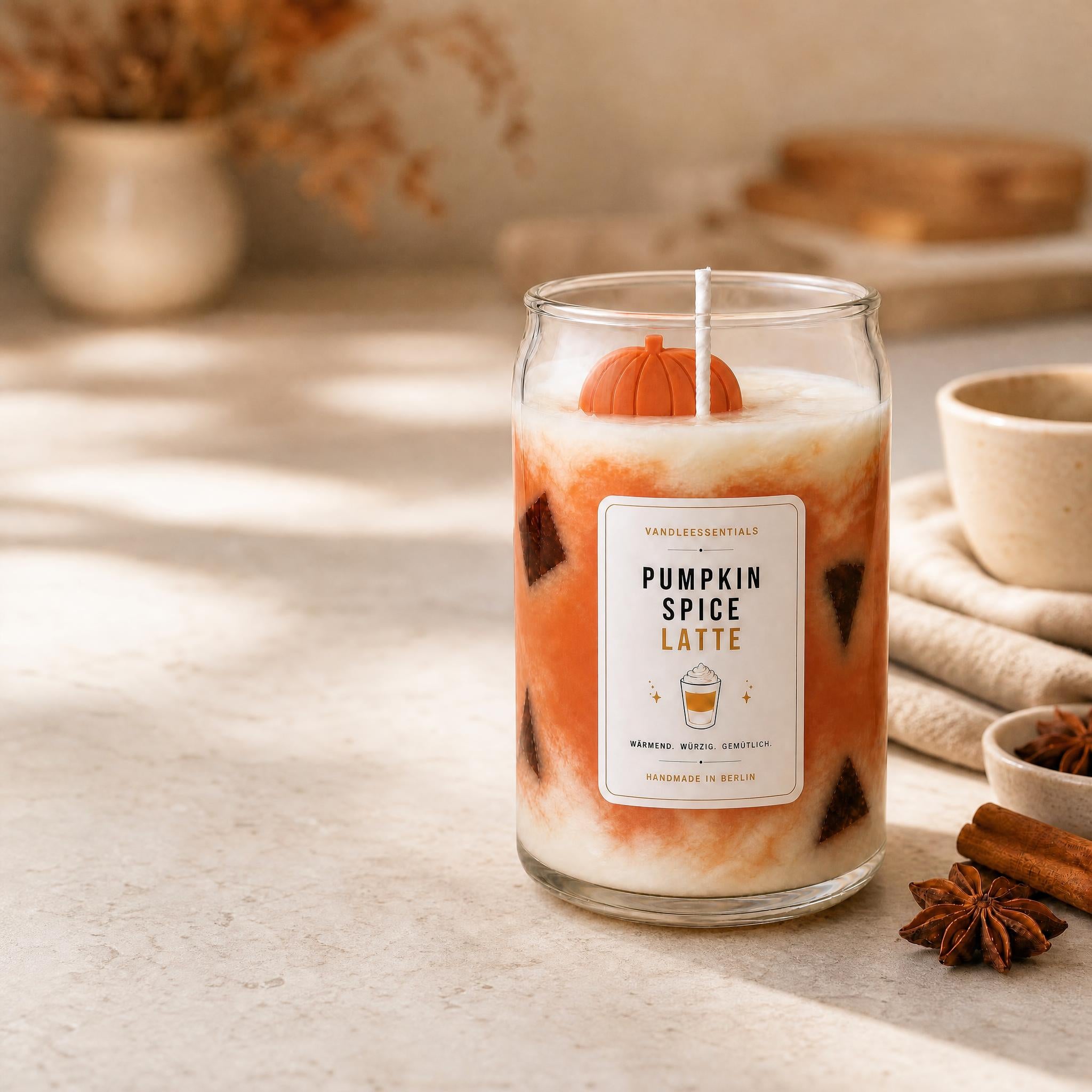 Handgemachte Pumpkin Spice Latte Kerze von VandleEssentials