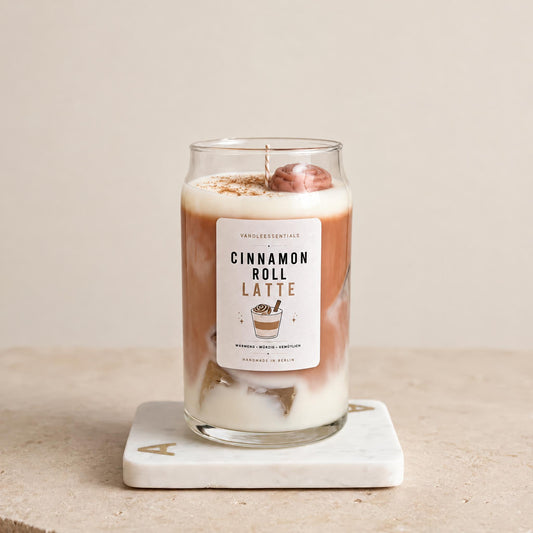 Cinnamon Roll Latte Kerze